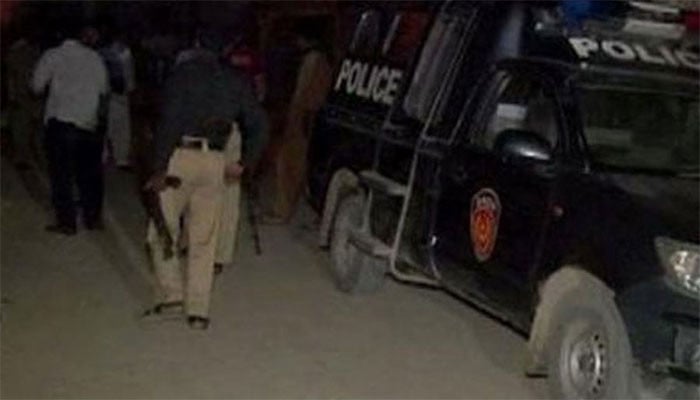 کراچی:-جوہر-آباد-میں-مبینہ-پولیس-مقابلہ،-2-ڈاکو-ہلاک