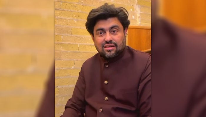 نجف:-کامران-ٹیسوری-کی-روضہ-حضرت-علی-کرم-اللّٰہ-وجہہ-پر-حاضری