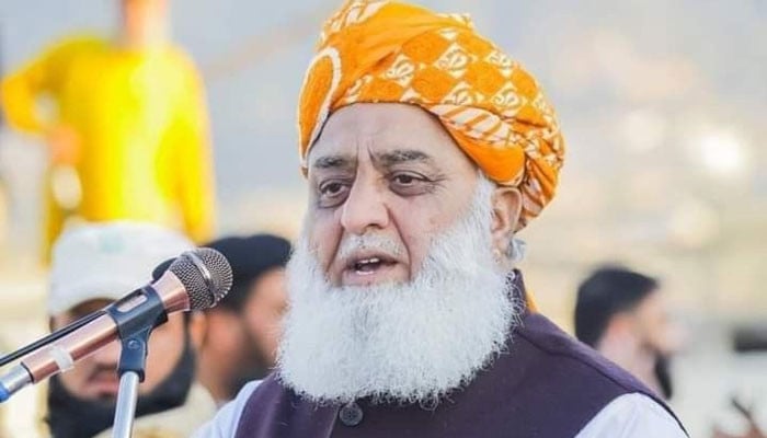 بھارت-ناکام-سیکیورٹی-کا-ملبہ-پاکستان-پر-ڈال-رہا-ہے،-فضل-الرحمان
