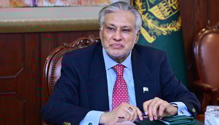 دورہ-چین-انتہائی-مثبت،-تعلقات-مزید-مضبوط-ہوئے-ہیں،-اسحاق-ڈار