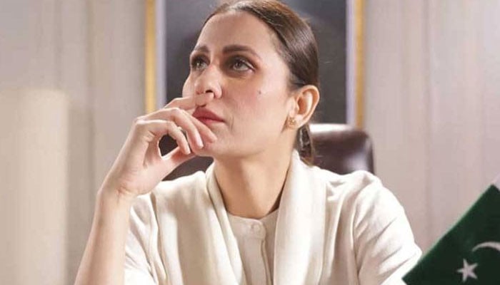 اداکارہ-بننے-پر-رشتہ-داروں-کا-قطع-تعلق-معمولی-بات-ہے:-نوشین-شاہ