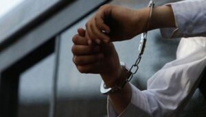 کراچی:-قتل-کے-بعد-خاتون-کی-لاش-سمندر-میں-پھینکنے-والا-ملزم-3-سال-بعد-گرفتار