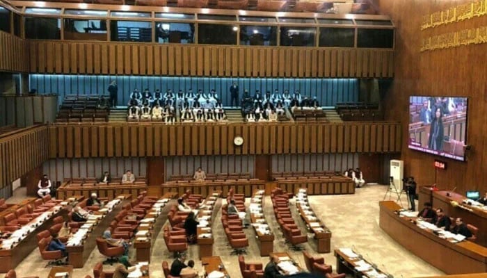 فوجداری-قوانین-میں-ترمیم-کا-بل،-خاتون-کو-سرعام-برہنہ-کرنے-اور-ہائی-جیکر-کو-پناہ-دینے-پر-سزائے-موت-ختم-کرنیکی-تجویز
