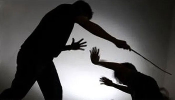 خانیوال:-پسند-کی-شادی-کی-خواہشمند-بیٹی-کو-باپ-نے-لوہے-کی-راڈ-مار-کر-قتل-کردیا