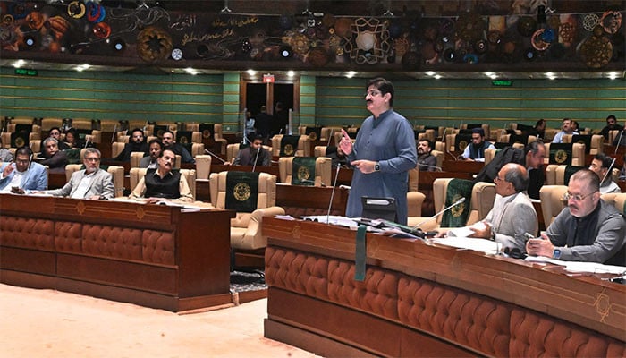 سندھ-کے-عوام-کیلئے-بڑی-خوشخبری،-مختلف-ریونیو-چارجز-کم-کردیے-گئے