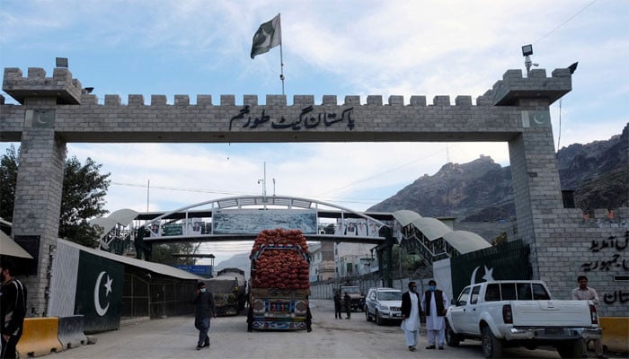 پاک-افغانستان-تجارت:-مئی-میں-پاکستانی-بر-آمدات-میں-26-فیصد-اضافہ-ہوا