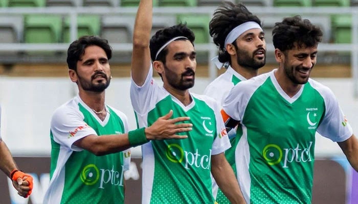 پرو-لیگ-کیلئے-متبادل-ٹیم-کو-مدعو-کرنے-کے-مرحلے-پر-ابھی-پہنچے-ہی-نہیں:-ایف-آئی-ایچ-ترجمان