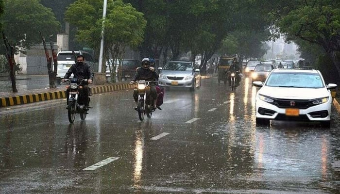 کراچی-کے-مختلف-علاقوں-میں-بارش-کا-امکان