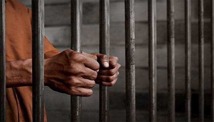 کراچی:-عملیات-کا-ڈھونگ-رچا-کر-بچوں-کو-اغوا-کرنیوالے-میاں-بیوی-گرفتار،-مغوی-بچہ-بازیاب