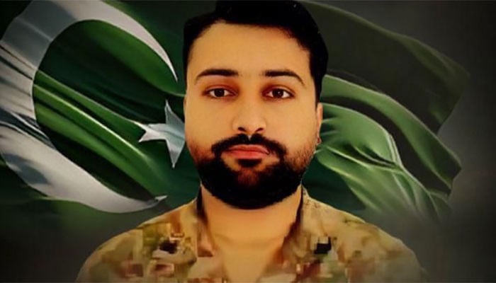 بلوچستان-میں-شہید-ہونے-والے-میجر-رب-نواز-مکمل-فوجی-اعزاز-کے-ساتھ-سپرد-خاک