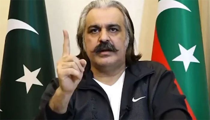 کے-پی-اسمبلی:-سینیٹ-الیکشن-میں-علی-امین-گنڈاپور-نے-آخر-میں-ووٹ-کاسٹ-کیا