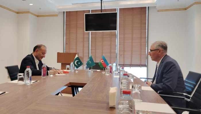 مصدق-ملک-کی-آذربائیجان-میں-کوپ-29-کے-سربراہ-سے-ملاقات