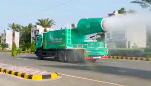 ڈسٹ-سسپنشن-سسٹم-15-جدید-اینٹی-اسموگ-گنز-کے-ساتھ-لاہور-پہنچ-گیا