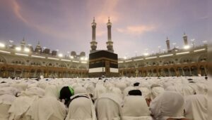 عازمین-حج-سے-واجبات-کی-وصولی-کا-آغاز-آج-ہوگا