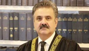حقائق-کی-جانچ-سپریم-کورٹ-کا-کام-نہیں،-صرف-قانون-کی-خلاف-ورزی-کو-دیکھیں-گے:-چیف-جسٹس