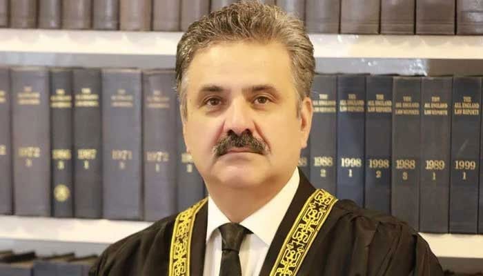 حقائق-کی-جانچ-سپریم-کورٹ-کا-کام-نہیں،-صرف-قانون-کی-خلاف-ورزی-کو-دیکھیں-گے:-چیف-جسٹس